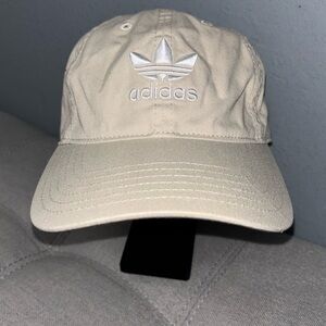 Adidas Hat One Size Fits Women Light Tan Adjustable Embroirdered Logo Cap